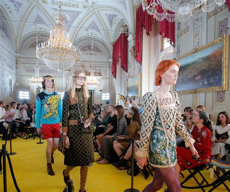 Gucci’s Cruise Show Was An Ode To Sartorial 